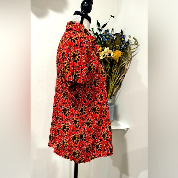 Fred David Red Black Short Sleeve pleated Stretch Button Down Shirt size Large - Picture 2 of 8